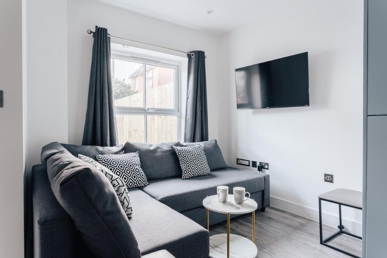 Contemporary Two Bedroom Duplex - Secluded Residence With Parking In A Prime Central Location Bournemouth Exterior foto